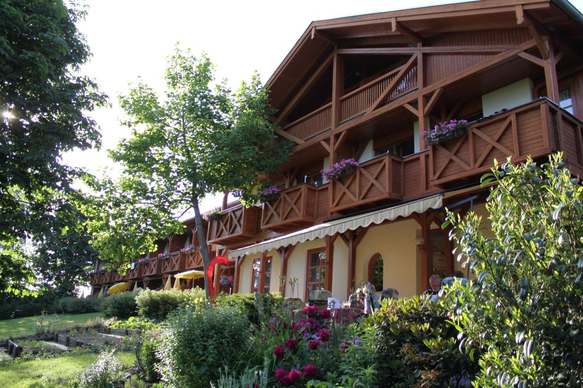 Hotel Quellenhof Bad Birnbach Bagian luar foto