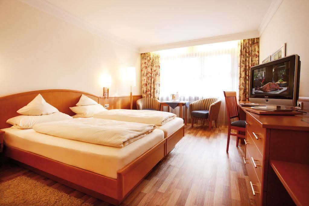 Hotel Quellenhof Bad Birnbach Bagian luar foto